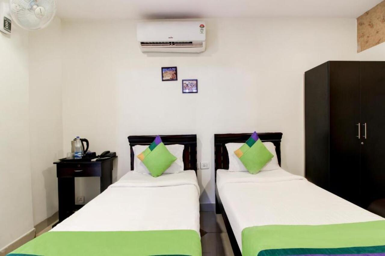 Hotel Treebo Srico, Banjara Hills Hajdarabad Zewnętrze zdjęcie