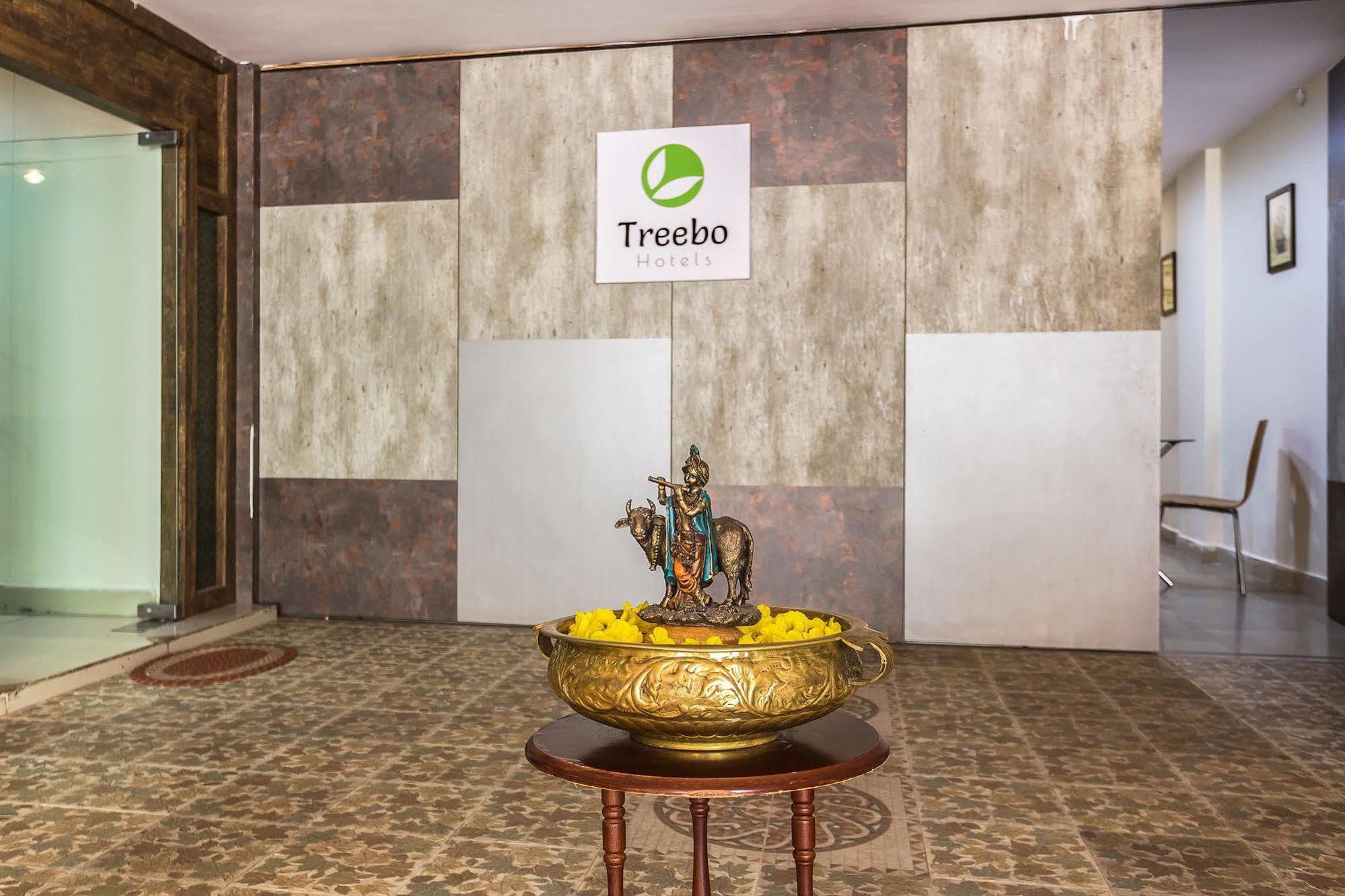 Hotel Treebo Srico, Banjara Hills Hajdarabad Zewnętrze zdjęcie