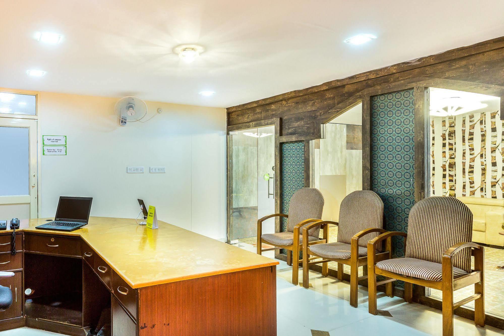 Hotel Treebo Srico, Banjara Hills Hajdarabad Zewnętrze zdjęcie