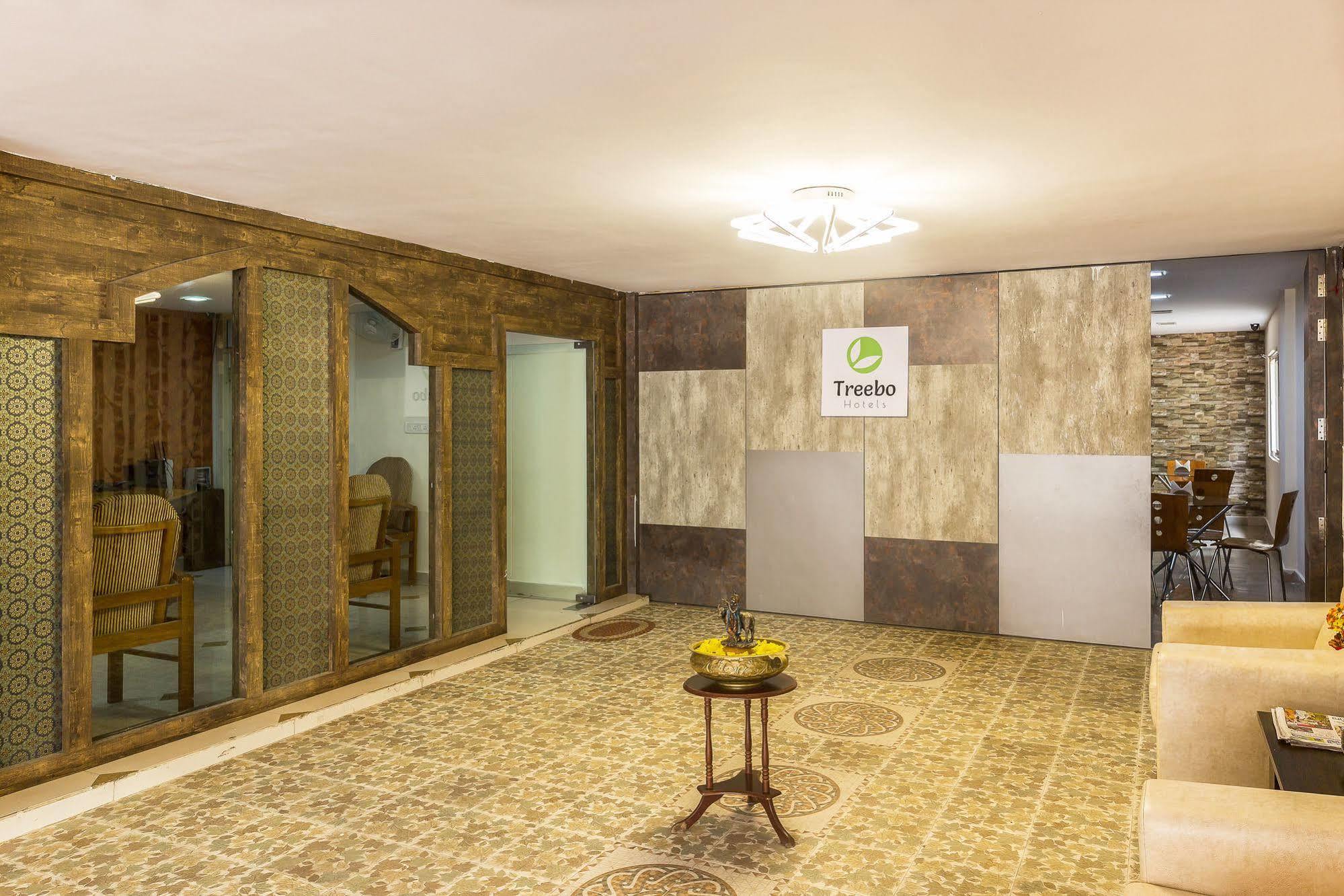 Hotel Treebo Srico, Banjara Hills Hajdarabad Zewnętrze zdjęcie