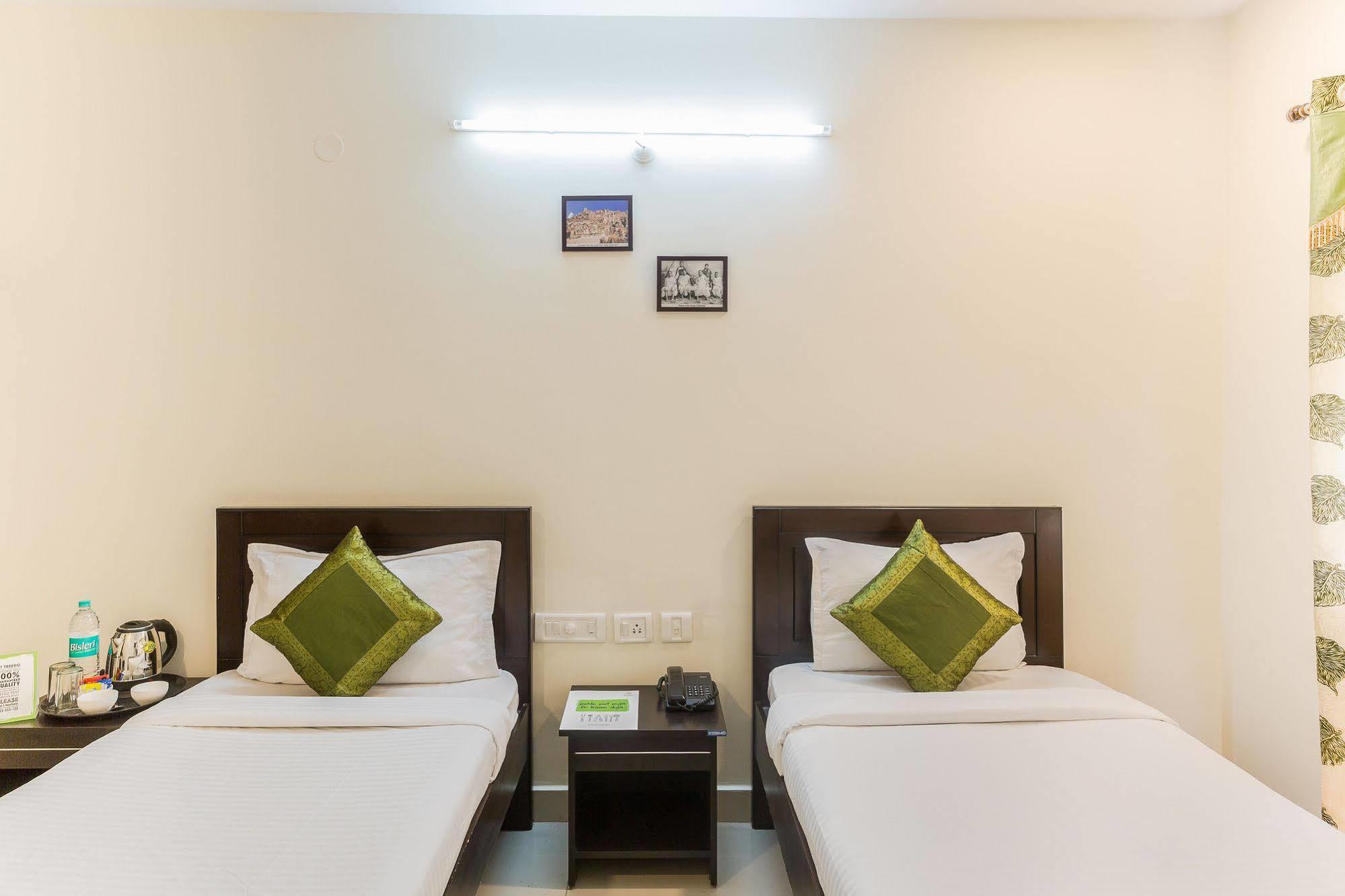 Hotel Treebo Srico, Banjara Hills Hajdarabad Zewnętrze zdjęcie