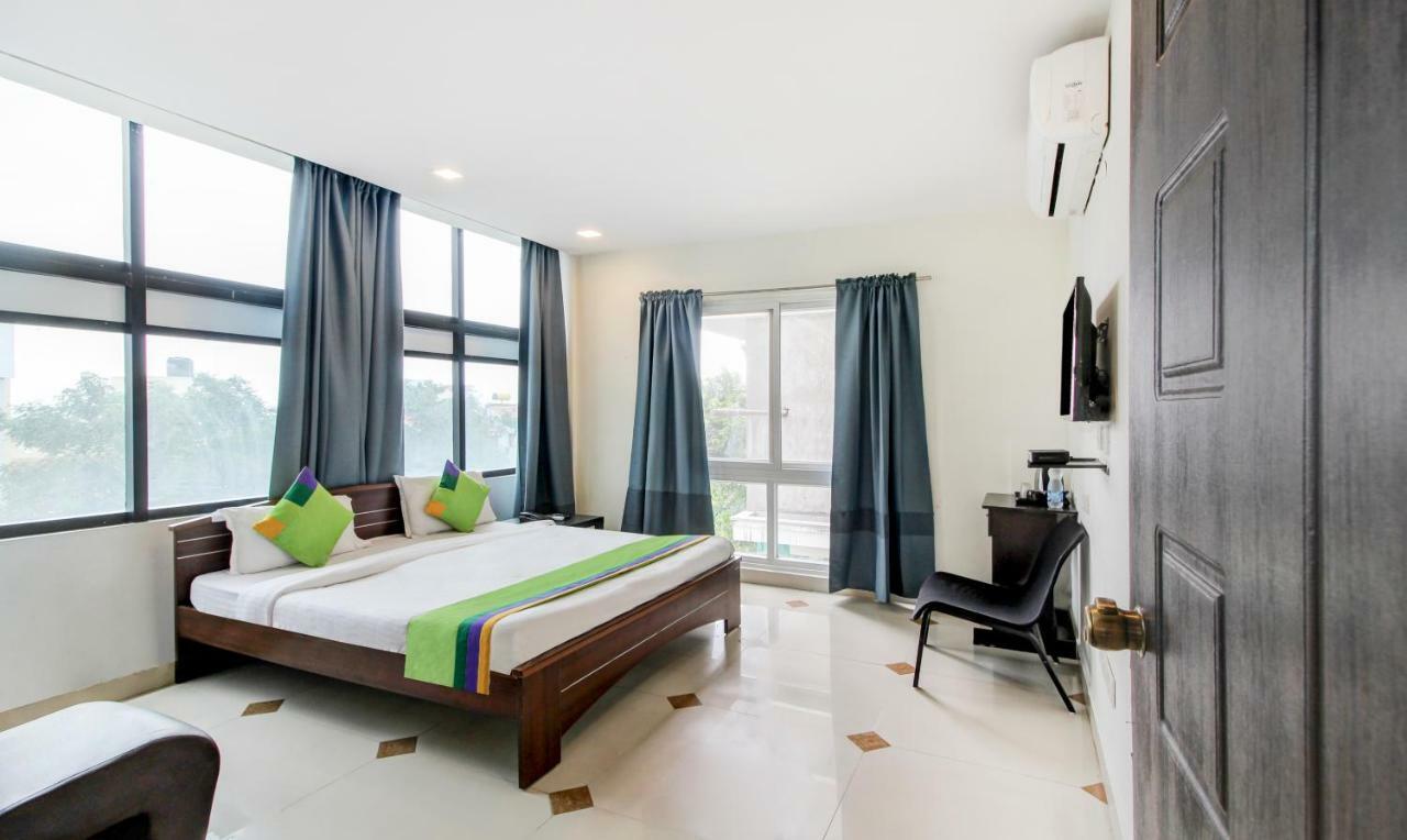 Hotel Treebo Srico, Banjara Hills Hajdarabad Zewnętrze zdjęcie