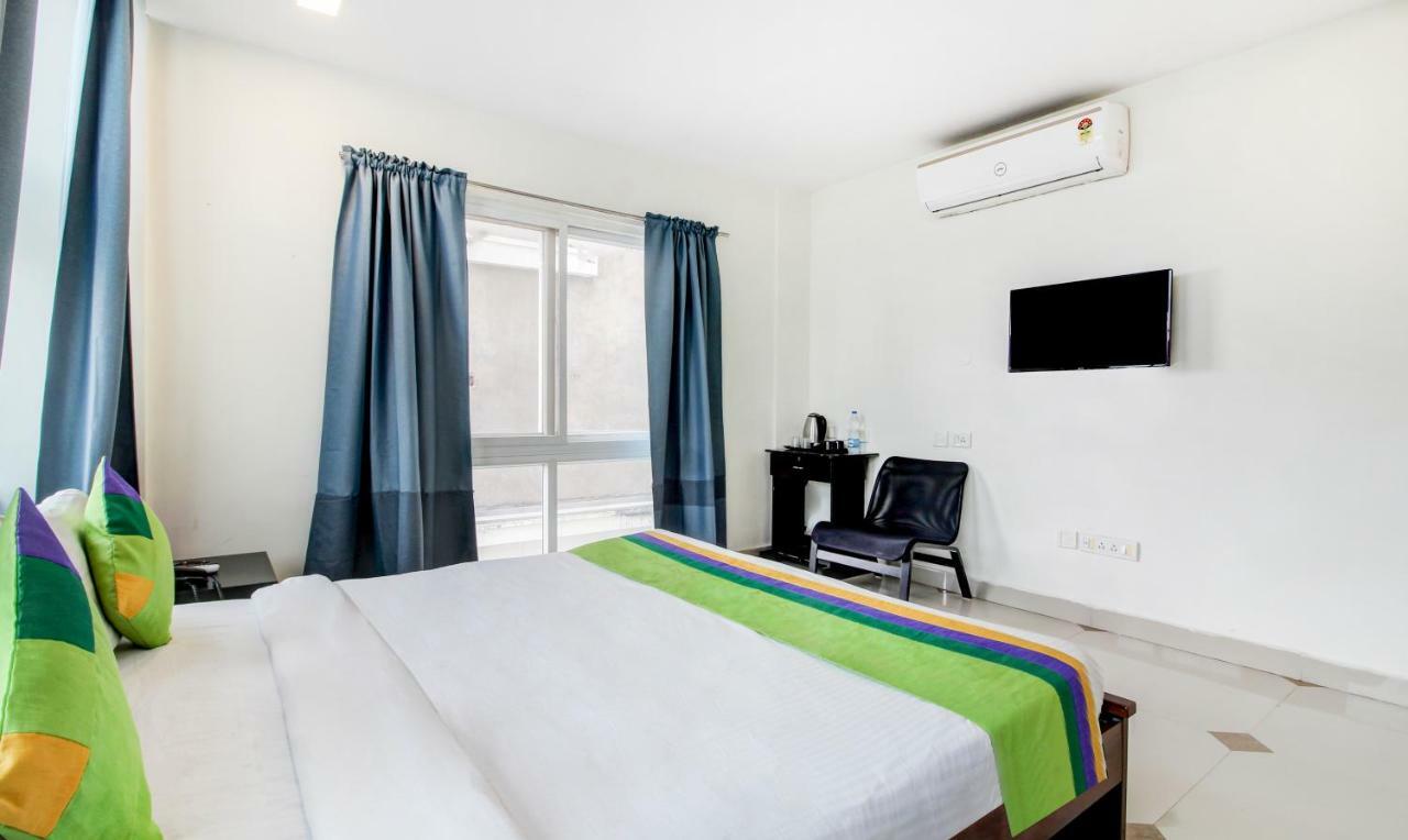 Hotel Treebo Srico, Banjara Hills Hajdarabad Zewnętrze zdjęcie